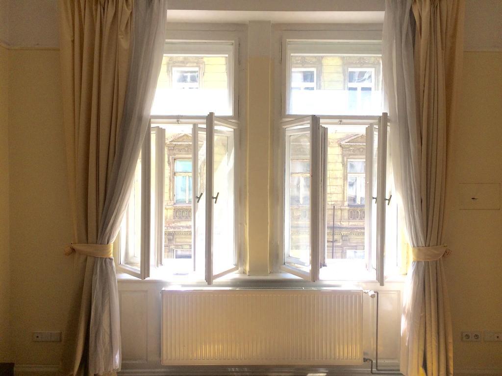 Historic Centre-Spacious Apartment Πράγα Εξωτερικό φωτογραφία