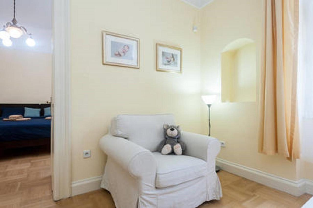 Historic Centre-Spacious Apartment Πράγα Εξωτερικό φωτογραφία